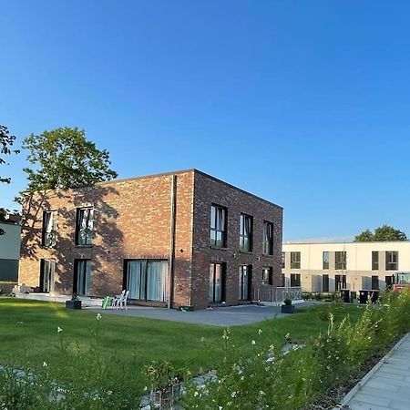 Fully Equipped Apartment 3 Rooms 5 Bed Hamburg-Harburg Buitenkant foto