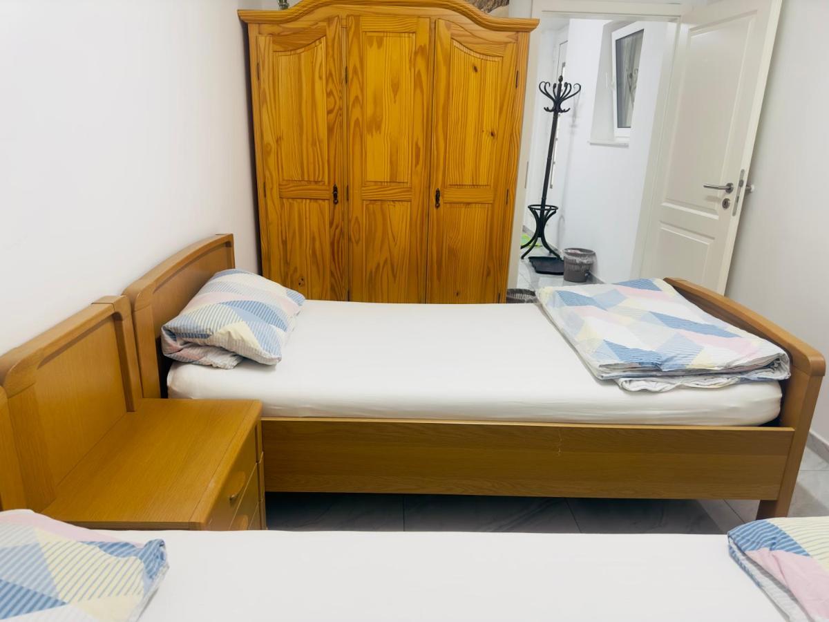 Fully Equipped Apartment 3 Rooms 5 Bed Hamburg-Harburg Buitenkant foto